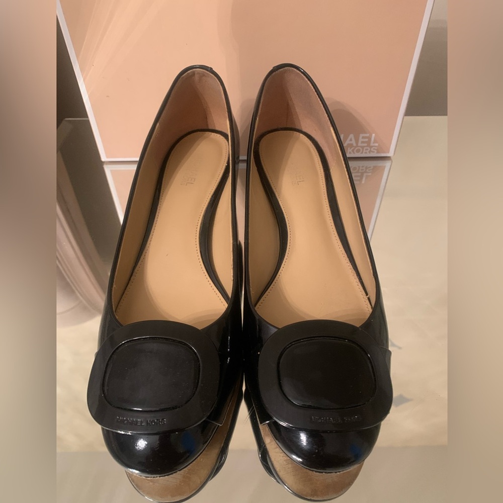 Authentic Michael Kors Patsy Mid Pumps